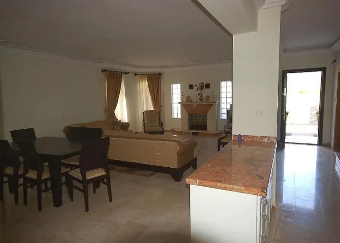 Riverside Triplex With Garden & Pool Alanya